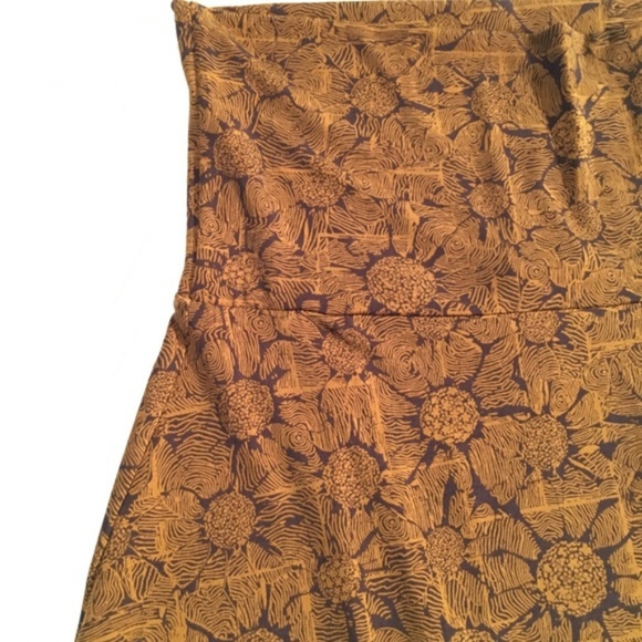 Lularoe Maxi skirt sunflower print - Picture 2 of 3